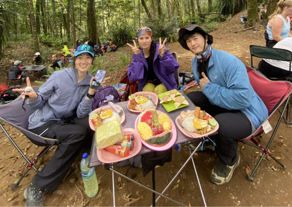 Private trekking tour on Mount Rinjani featuring high-quality meals prepared by local guides
